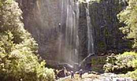 gua Doce - Rapel da Cachoeira do Cadeado em gua Doce-SC-Foto:Celovo