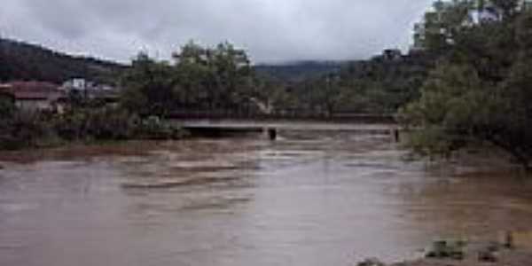 Rio Itaja Au-Foto:Edison Krger 