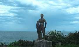 Barra Velha - Barra Velha-SC-Monumento na Praia do Grant-Foto:Gustavo Ramos Chagas