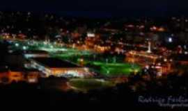 Caador - Parque Central a noite, Por Rubens