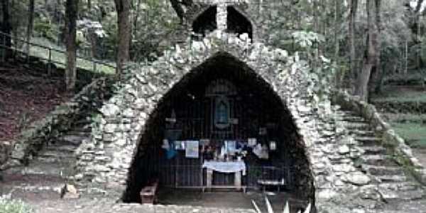 Gruta de Nossa Senhora da Sade