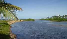 Mogiquiaba - Mogiquiaba-BA-Lagoa com o mar ao fundo-Foto:belmontebahia.commogiquicaba