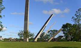 Cricima - Criscima-SC-Monumento s Etnias-Foto:Jos Carminatti