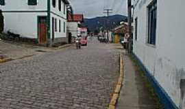 Gravatal - Rua Eng.Annes Gualberto em Gravatal-SC-Foto:Jorge Leonardo Nesi.jpg2