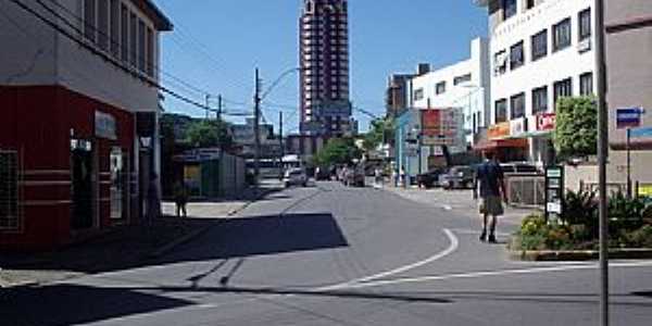 Joinville-SC-Rua Pe.Carlos-Foto:THIAGO DAMBROS