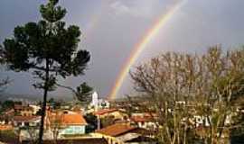 Lebon Rgis - Arco-ris ao fim de tarde em Lebon Rgis-SC-Foto:Cristyan Pierdon