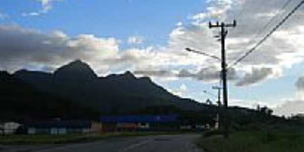 Rodovia em Massaranduba-SC-Foto:felpzs