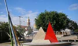 Morro da Fumaa - Monumento Histrico alusivo ao Centenrio de Morro da Fumaa