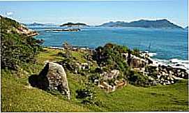Palhoa - Praia Ponta do Papagaio foto Por Criativa 