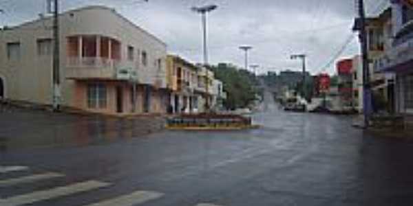 Avenida Brasil em Palmitos-SC-Foto:Claudia Venturi