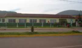 Saltinho - Escola Emlia Boos Laus Schimdt em Saltinho-SC, Por Julia Magri