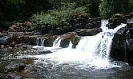 Santa Terezinha do Progresso - Cachoeira do Rio Cafund-Foto:marcelo bokorni 