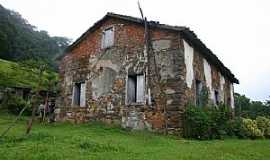 Siderpolis - Siderpolis-SC-Casa de Pedra construida em 1914-Foto:Hotel Costa Rique-Face