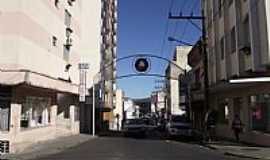 Tubaro - Tubaro-SC-Rua central da cidade-Foto:Jos Carminatti