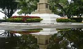 Aracaju - Aracaju-SE-Monumento na Praa Dr.Joaquim Barbosa-Foto:Paulo Targino Moreir