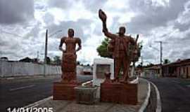 Cumbe - Monumento na entrada de Cumbe-SE-Foto:Sergio Falcetti