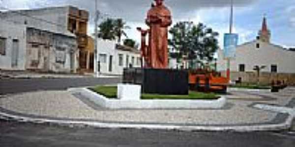 Imagem de So Francisco de Assis na praa da Igreja-Foto:Sergio Falcetti