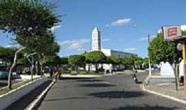 Moita Bonita - Praa da Matriz de Santa Terezinha em Moita Bonita-SE-Foto:Almeida Bispo