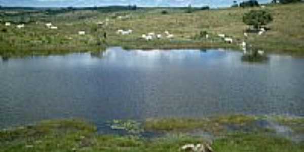 Lago e Pasto-Foto:Raelisson 