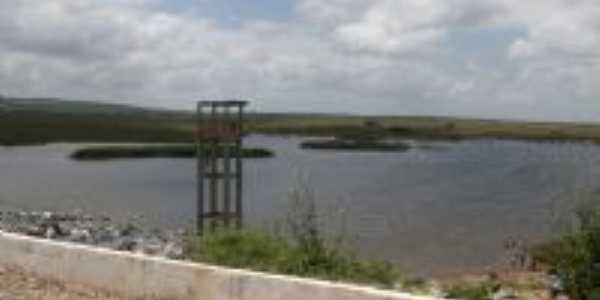 Barragem Padre Melo em Poo Verde, Por j.orlando s.filho