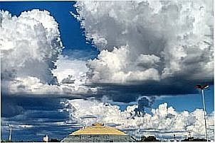 Imagem do Gin�sio de Esportes na cidade de Agua� - SP