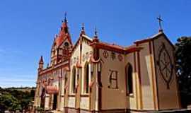 guas de Santa Brbara - Lateral da Matriz de Santa Brbara em guas de Santa Brbara-Foto:LucasinFilm