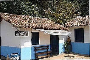 Casa do Artes�o em Aldeia de Carapicuiba - SP