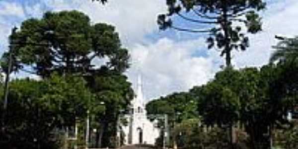 Igreja de N.S.Aparecida-Foto:Carlos Roberto Bogat