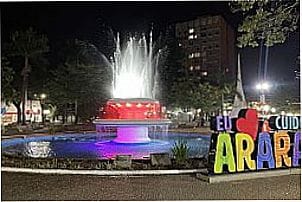 Fonte luminosa e simbolo da cidade de Araras - SP