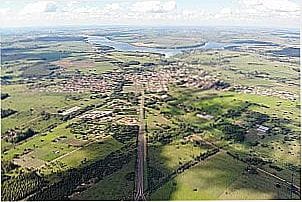 Vista a�rea da cidade e regi�o de Arealva - SP
