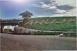 P�rtico de  entrada da cidade de Aruj� - SP