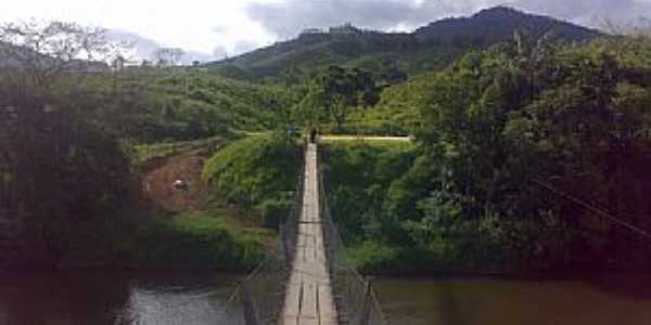 Barra do Turvo-SP-Ponte Pensil-Foto:markd2lp