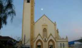 Bauru - Vista frontal da igreja de Nsa. Sra. Aparecida, Por Fabio Nogueira