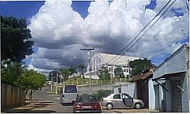 Bom Fim do Bom Jesus - Rua de Bom Fim do Bom Jesus - SP