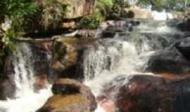 Bom Jesus dos Perdes - cachoeira do Barroco, Por Satierf