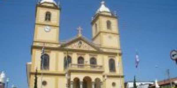 Santuario de Bom Jesus dos perdes com calado, Por Satierf