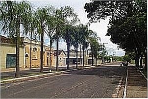 Avenida principal de Botafogo, distrito de Bebedouro - SP
