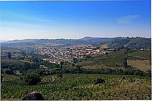Vista a�rea do centro de Botelho, distrito de Santa Ad�lia - SP