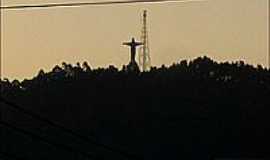 Caieiras - Imagem de Cristo em Caieiras-Foto:Andre Assumpo