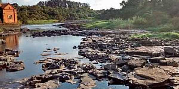 Imagens da cidade de Cajuru - SP