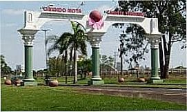 C�ndido Mota - P�rtico da cidade de C�ndido Mota - SP