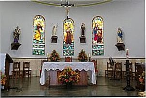 Altar da Igreja de Santo Antonio em C�ndido Rodrigues - SP
