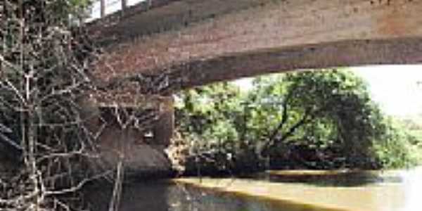 Ponte sobre o Rio Turvo-Foto:J.Roberto B. Lamoso  