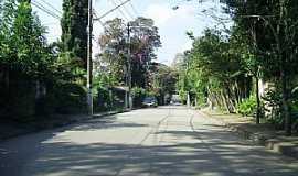 Cotia - Cotia-SP-Rua Cherubina Viana no Bairro Granja Viana-Foto:Roberto Quirino Simes