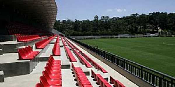 Cotia-SP-Estdio Euclides de Almeida-Foto:www.fiamfaam.br