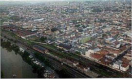 Cruzeiro - Vista a�rea da cidade de Cruzeiro - SP