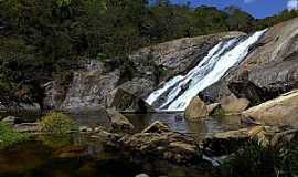 Cunha - Cachoeira do Pimenta - 
Foto: Sidney Monteiro