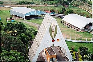 Monumento na cidade de Estiva Gerbi - SP