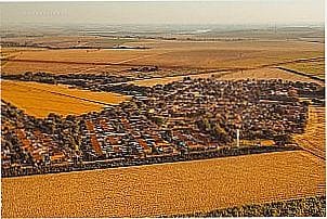 Vista a�rea de Frutal do Campo, distrito de C�ndido Mota - SP