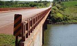 Gardnia - Gardnia-SP-Ponte sobre o Rio Paranapanema-Foto:Netto Monteiro